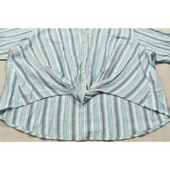 Chico's Tunic Top Blouse Size 4 Women's Button Up Striped - Picture 6 of 8